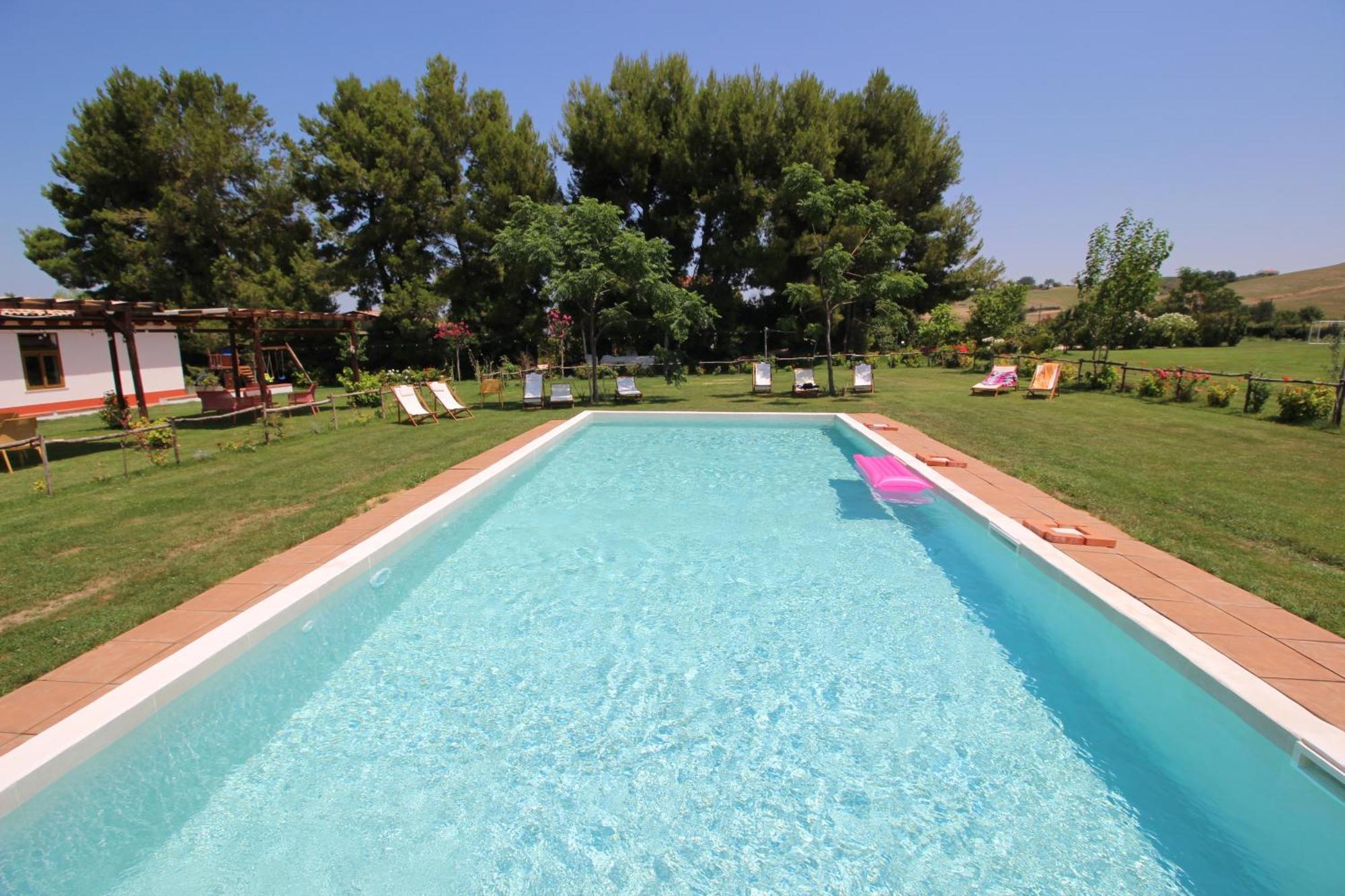 Agriturismo Essentia Dimora Rurale Larino Exterior foto