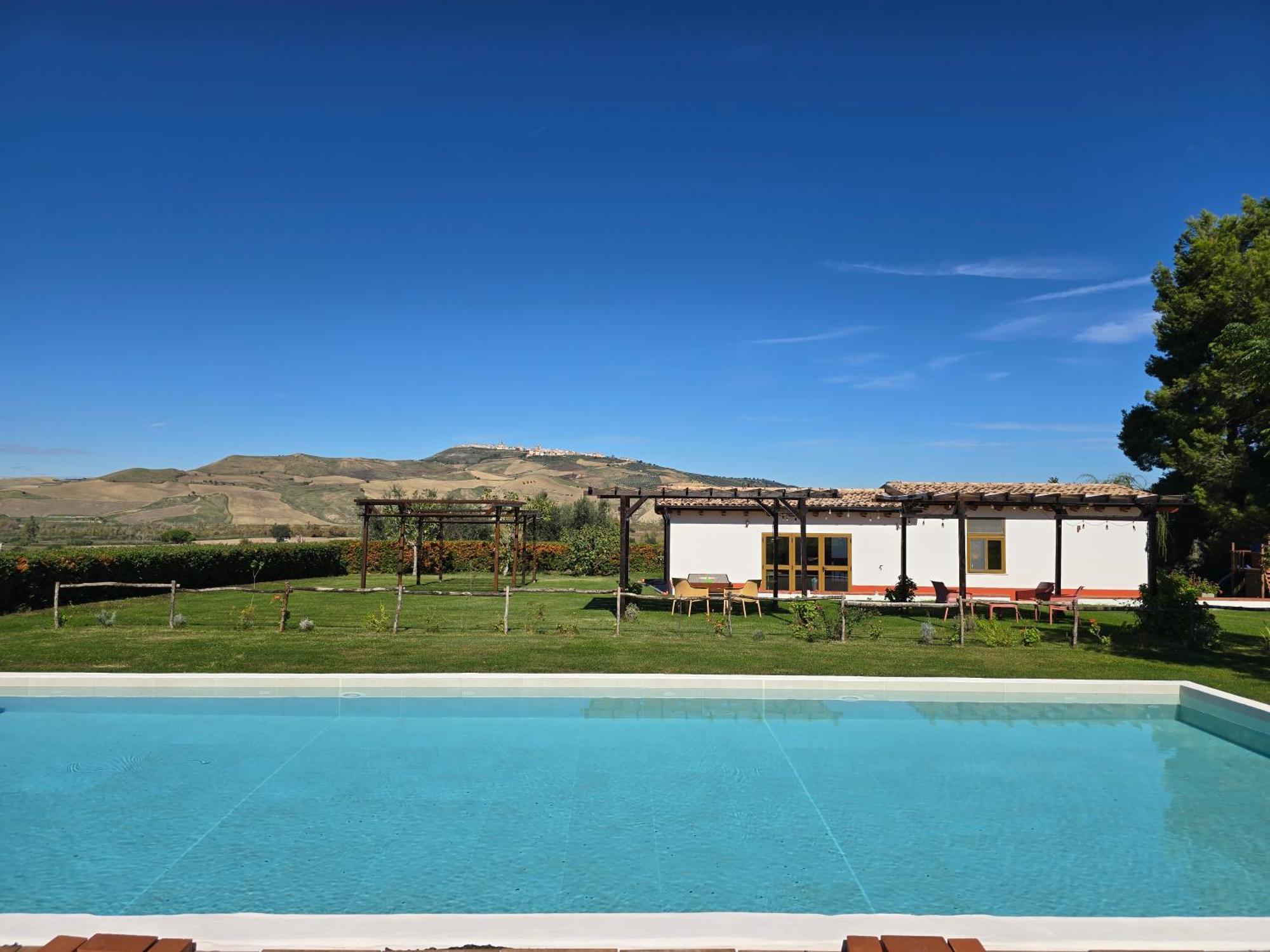 Agriturismo Essentia Dimora Rurale Larino Exterior foto